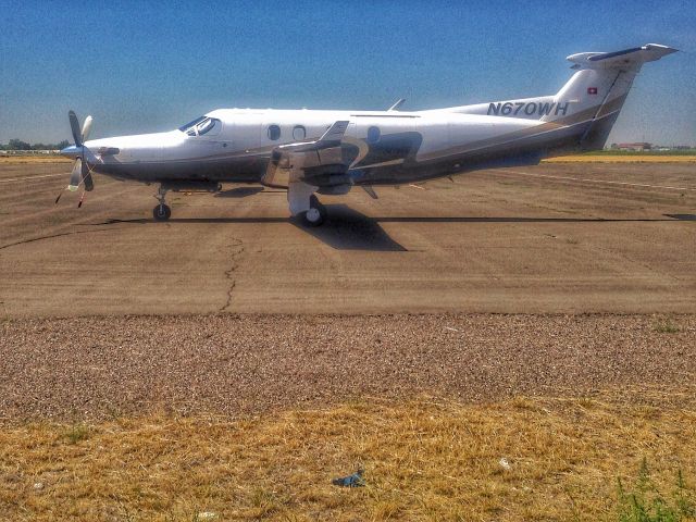 Pilatus PC-12 (N670WH) - N670WH - 2005 Pilatus Flugzeugwerke Ag PC-12/45
