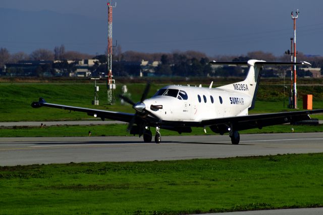 Pilatus PC-12 (N828SA) - A PC-12 right after touchdown at KSQL