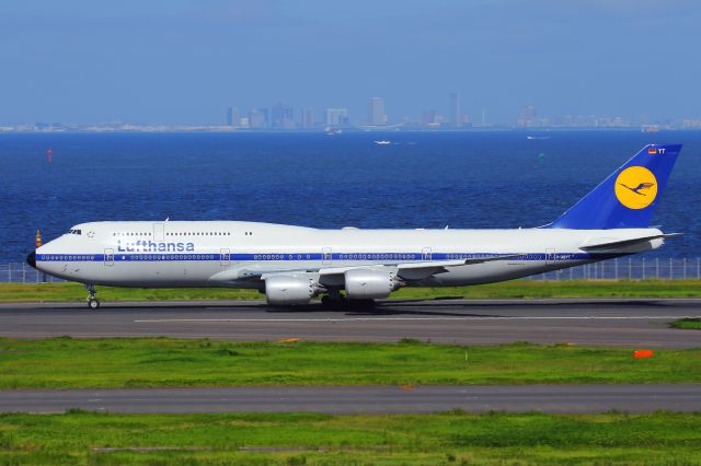 BOEING 747-8 (D-ABYT)