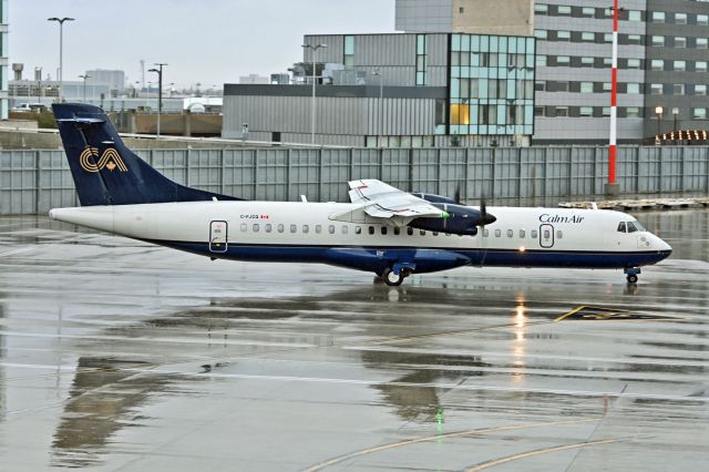 ATR ATR-72 (C-FJCQ)