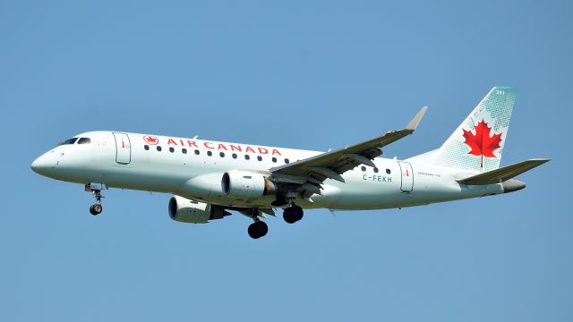 Embraer ERJ 175 (C-FEKH)