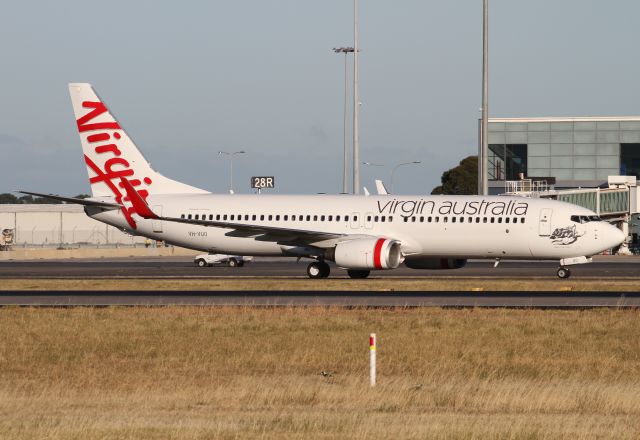 Boeing 737-800 (VH-VUO) - Eighty Mile Beach taxiing to the bay as VA402 from Sydney