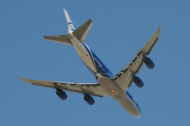 BOEING 747-8 (VQ-BLR) - Coming in to hot & high & now, executing a go-around. Landing 10-C at KORD on Tuesday, 08-11-15.