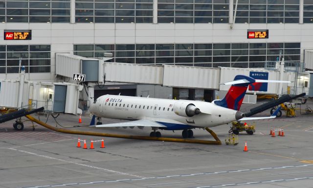 Canadair Regional Jet CRJ-700 (N658CA) - Delta Connection Bombardier CRJ-701ER N658CA in Detroit 