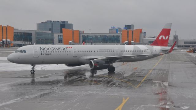 Airbus A321 (VQ-BRT)