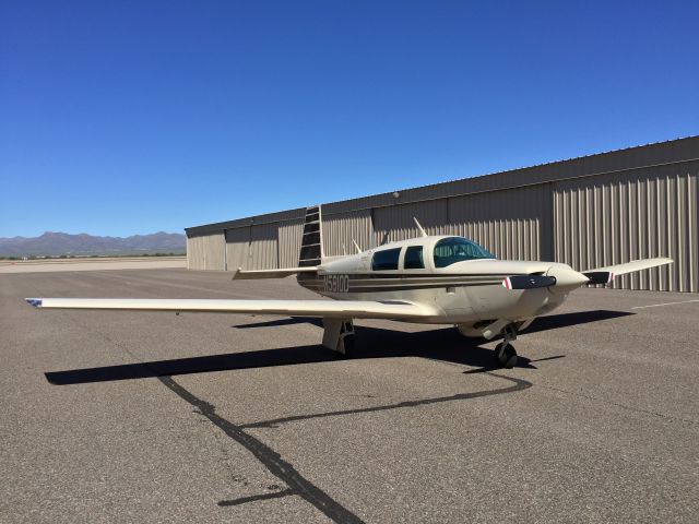 Mooney M-20 Turbo (N5810D)