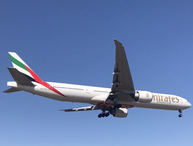 BOEING 777-300ER (A6-EGG) - Runway 1 arrival! 4/3/22.