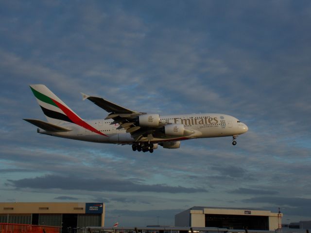 Airbus A380-800 (A6-EDQ)