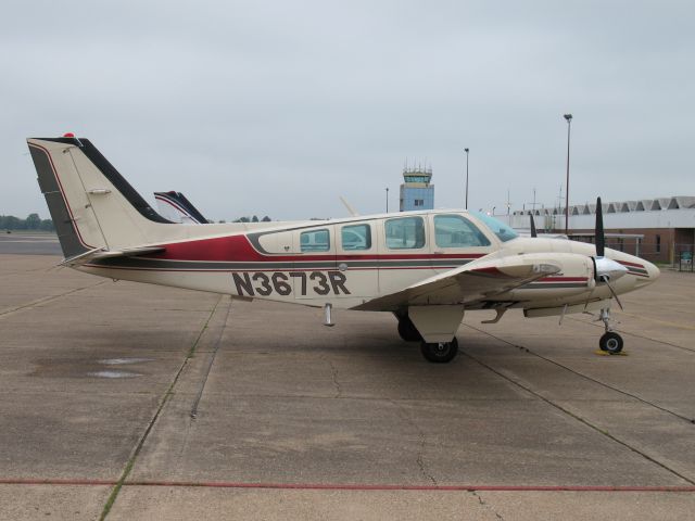 Beechcraft Baron (58) (N3673R)