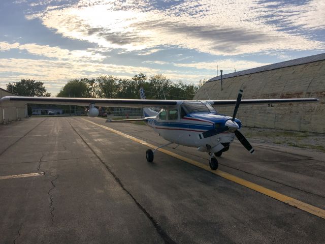 Cessna Centurion (N210MS)