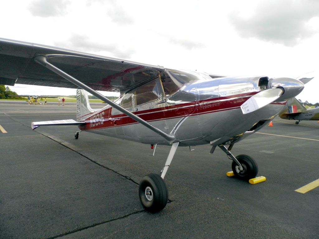 Cessna Skywagon 180 (N9916) - Southern Pines, NC Sept. 2014