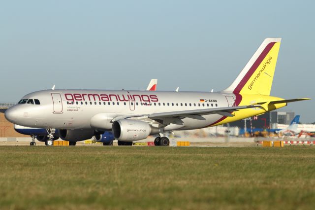 D-AKNN — - Taxiing to runway 027L at LHR.