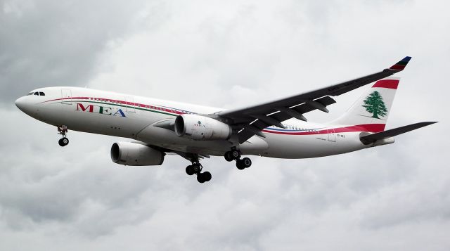 Airbus A330-300 (OD-MEC) - MEA