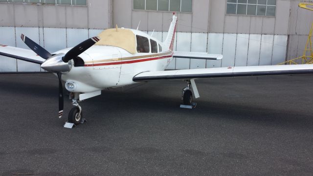 Piper Cherokee (VH-PZX)