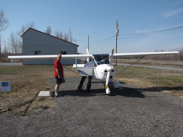 C-IPUM — - Salon de laviation virtuelle du Québec Aéroport de Lachute QC CSE4 25-04-2009 Evotech Aviation Bortolanza Puma C-IPUM
