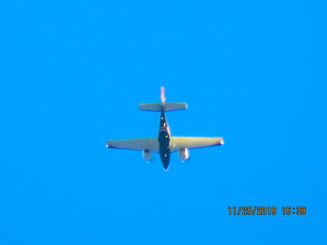 Beechcraft Baron (58) (N324EA)