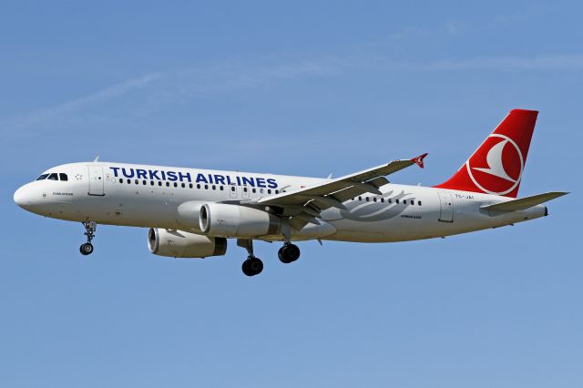 Airbus A320 (TC-JAI)