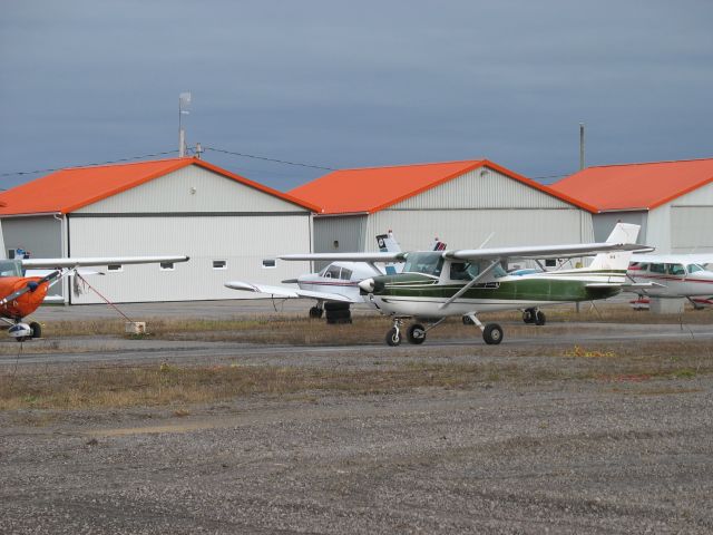 C-FDCP — - Prise de photos à l'aéroport CSG3 Joliette Québec. 2006-11-19