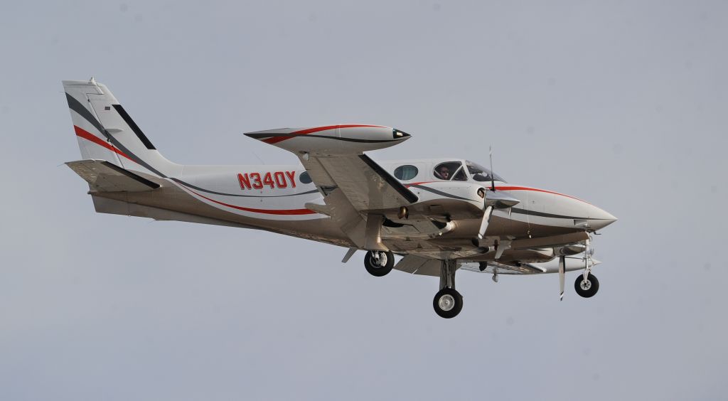 Cessna 340 (N340Y)