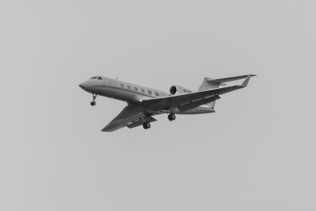 Gulfstream Aerospace Gulfstream IV (N246V)