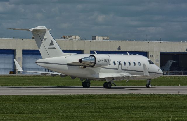 Canadair Challenger (C-FAMB)