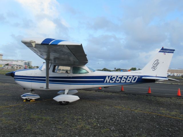 Cessna Skyhawk (N35680)