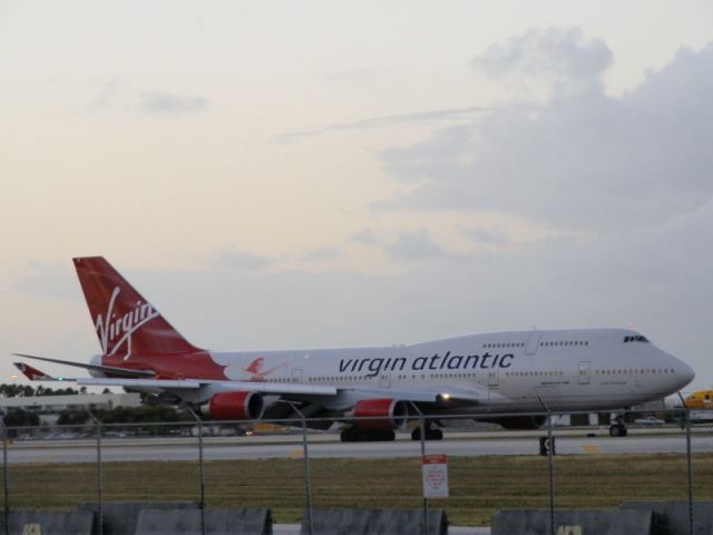 Boeing 747-400 (G-VFAB) - B747-400 Lady Penelope