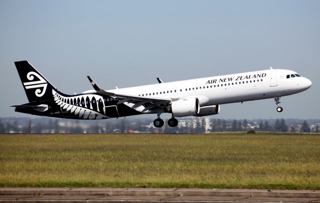 Airbus A321neo (ZK-NNG) - Seventh A321N for ANZ Lifting Off Rwy 34R