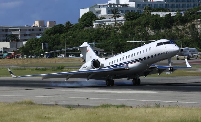 Bombardier Global Express (C-GZLM)