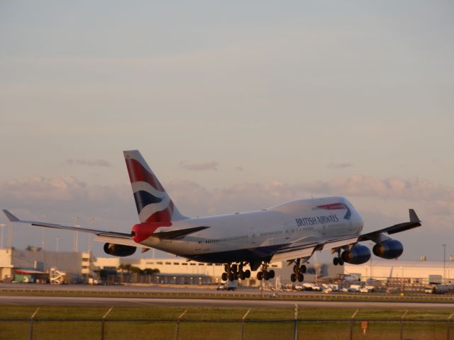 Boeing 747-400 (G-CIVJ)