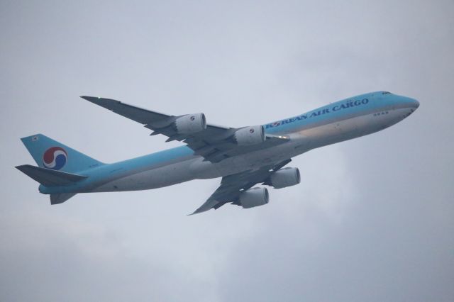 BOEING 747-8 (HL7629)