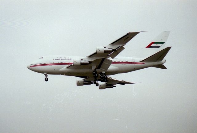 Boeing 747-200 (A6-SMR) - C/N 21961 Date 09/12/94