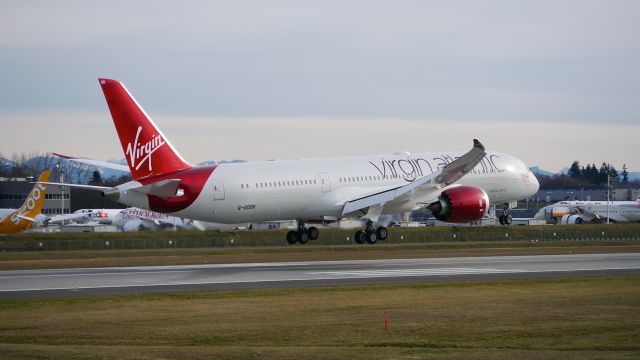 Boeing 787-9 Dreamliner (G-VOOH) - BOE29 on short final to Rwy 16R to complete its B1 flight on 1/21/15. (ln 256 / cn 37968).