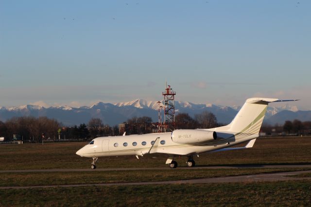 Gulfstream Aerospace Gulfstream IV (M-YGLK)