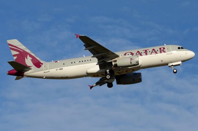 Airbus A320 (A7-MBK) - 04/01/2014br /Take-off 09 for Heathrow