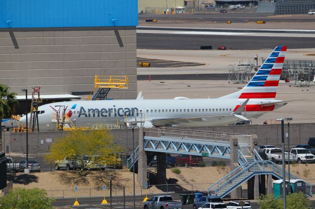 Boeing 737 MAX 8 (N313SB)