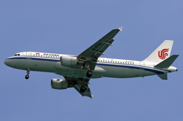 Airbus A320 (B-6793)
