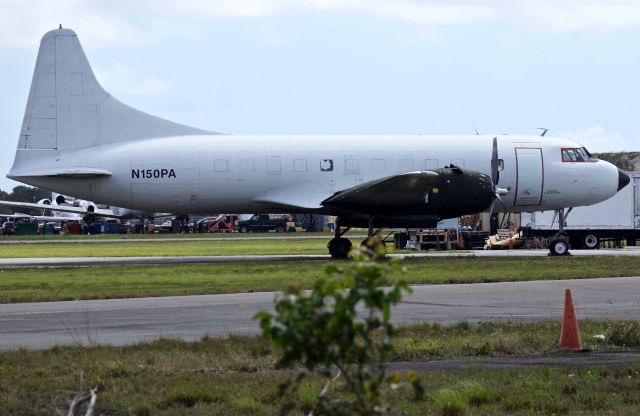 CONVAIR CV-340 Convairliner (N150PA)