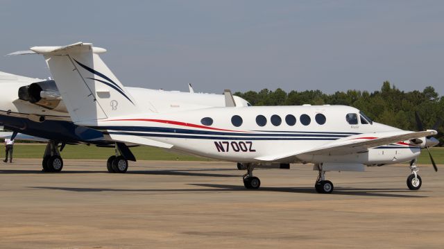 Beechcraft Super King Air 200 (N700Z)