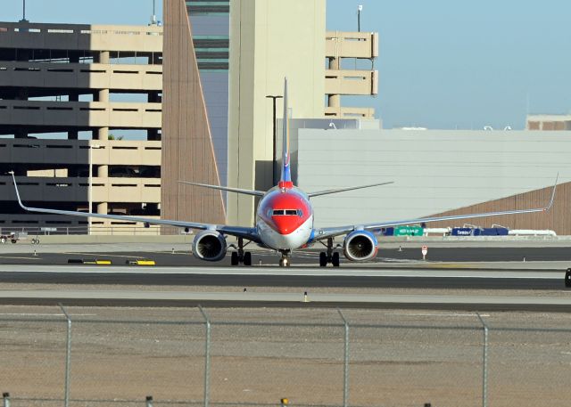 Boeing 737-700 (N208WN) - This is Missouri One