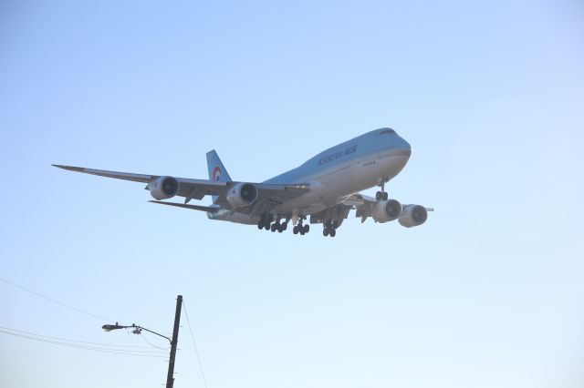 BOEING 747-8 (HL7632)