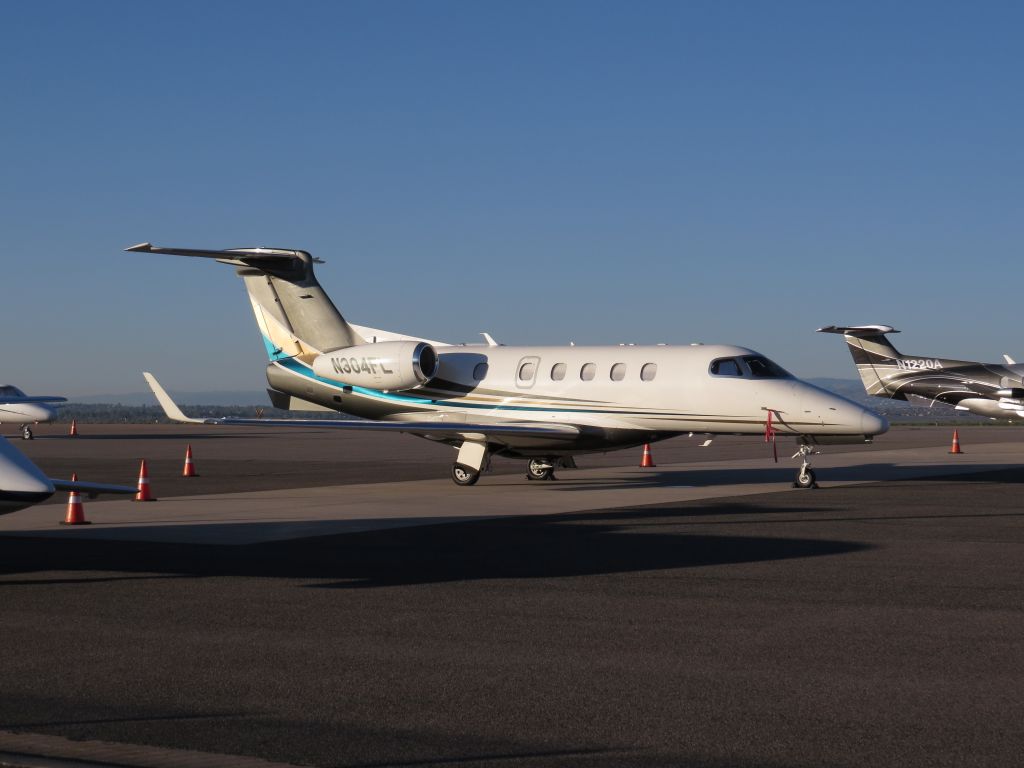 Embraer Phenom 300 (N304FL) - N304FLbr /N304FL