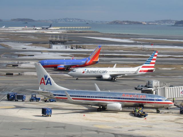 Boeing 737-800 (N919NN) - 6 planes in one shot!