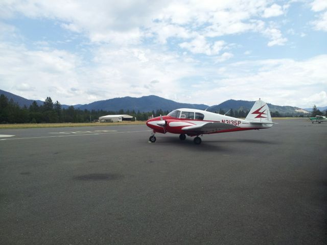 Piper Apache (N3135P)