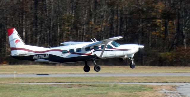Cessna Caravan (N626LM) - Shortly after departure is this Skydive Sussex 1998 Cessna 208B Grand Caravan in the Autumn of 2024.