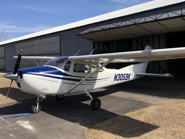 Cessna Skylane (N3059K)