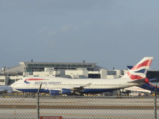 Boeing 747-400 (G-CIVA)