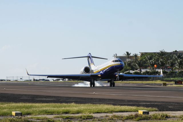 Bombardier Global 5000 (N723AB)