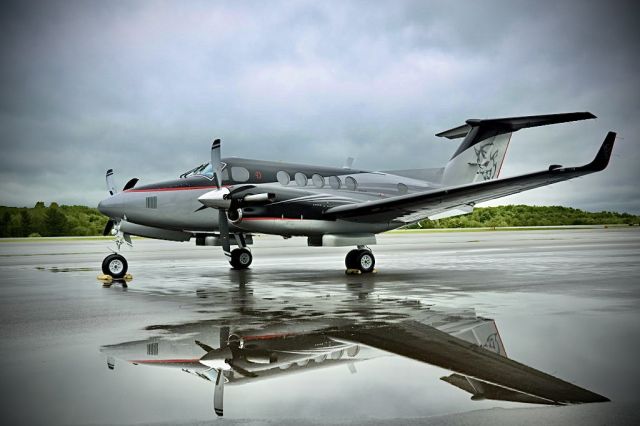 Beechcraft Super King Air 200 (N87699) - Aircraft on ramp prior to sale 