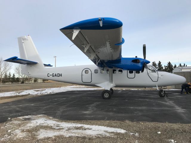 De Havilland Canada Twin Otter (C-GADH)